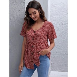 ✨NWOT✨ Floral Blouse